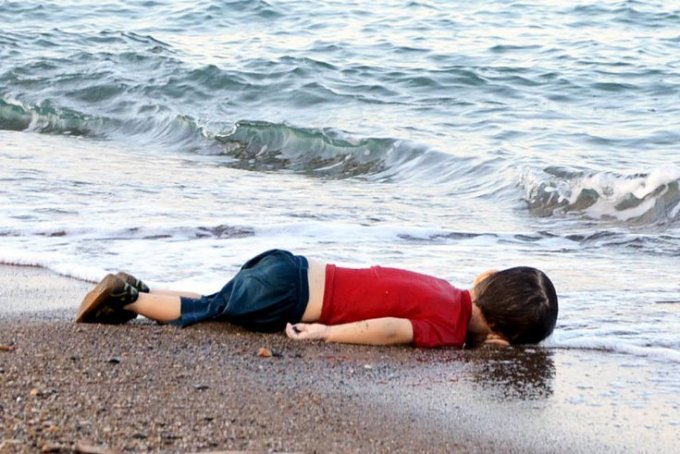 yemenAylan-migrant-child-dead-beach-turkey